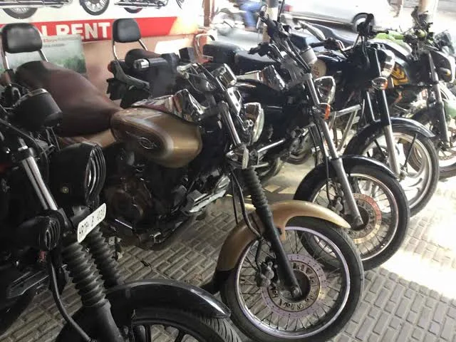 Bajaj Avenger
